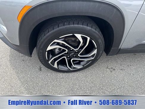 Used 2024 Chevrolet TrailBlazer RS FWD image 12