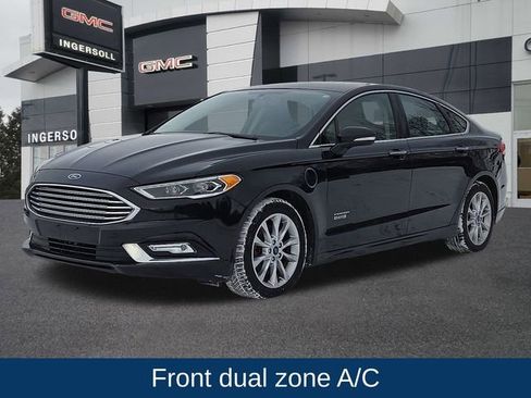 Used 2017 Ford Fusion Energi SE image 4