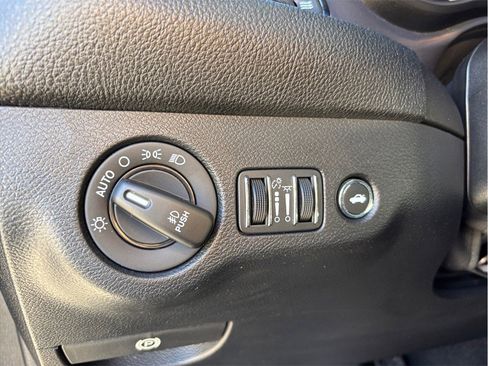 Used 2020 Dodge Challenger R/T w/ Blacktop Package image 30