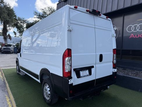 Used 2017 RAM ProMaster 2500 FWD image 4
