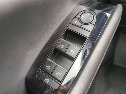Used 2025 MAZDA MAZDA3 s FWD image 29