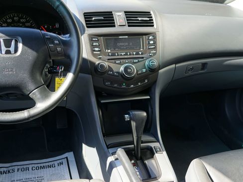 Used 2004 Honda Accord EX image 39