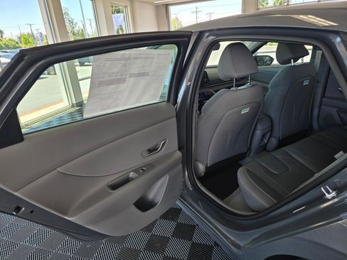New 2026 Hyundai Elantra Sport FWD image 32