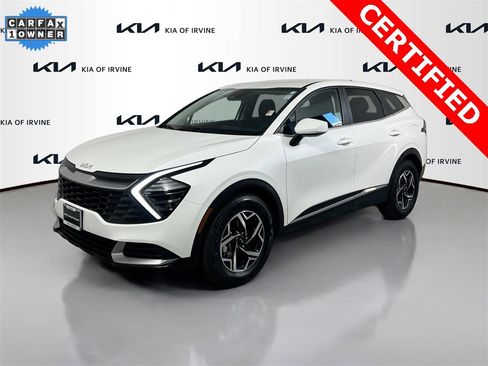 Certified 2024 Kia Sportage LX image 3