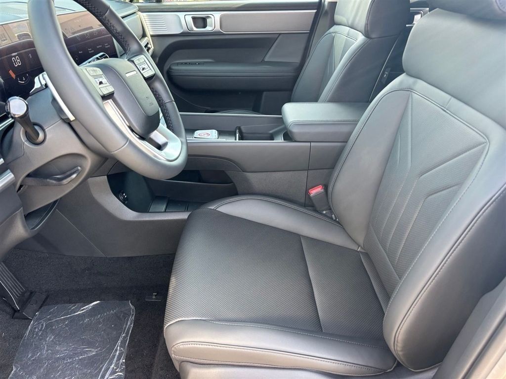 New 2027 Hyundai Santa Fe SEL FWD image 11