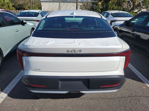 New 2026 Kia K4 EX image 3