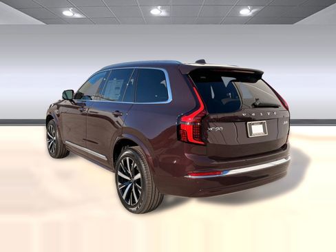 New 2026 Volvo XC90 B5 Core image 3