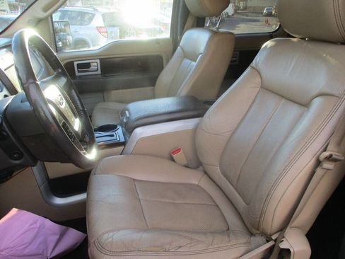 Used 2013 Ford F150 Lariat w/ Mid Equipment Group image 8