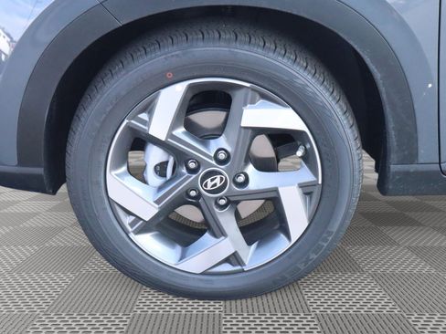 New 2026 Hyundai Venue SEL image 4