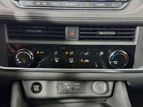 Used 2026 Nissan Rogue S FWD image 23