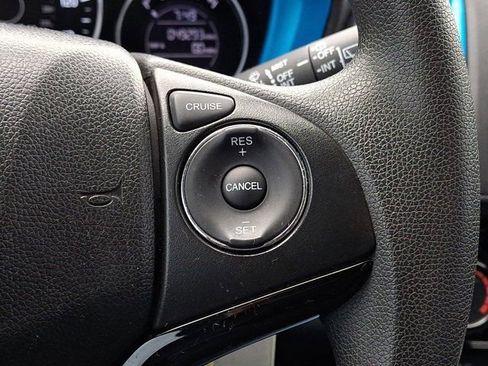 Used 2019 Honda HR-V LX image 27