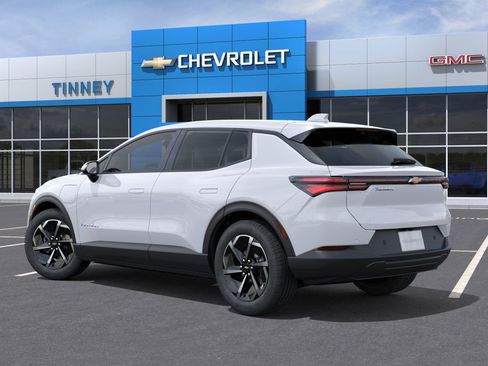 New 2026 Chevrolet Equinox EV LT image 28