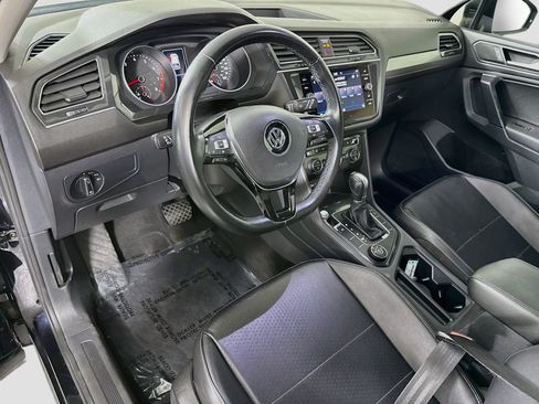 Used 2019 Volkswagen Tiguan SEL AWD/4WD image 23