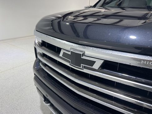 Used 2024 Chevrolet Silverado 1500 High Country image 28