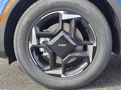 New 2026 Kia Sportage EX image 7