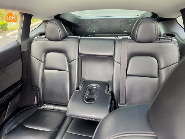Used 2023 Tesla Model Y Long Range AWD/4WD image 30