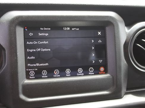 Used 2022 Jeep Wrangler Unlimited Sport AWD/4WD image 29