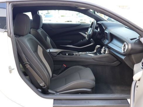 Used 2021 Chevrolet Camaro LT w/ RS Package image 27