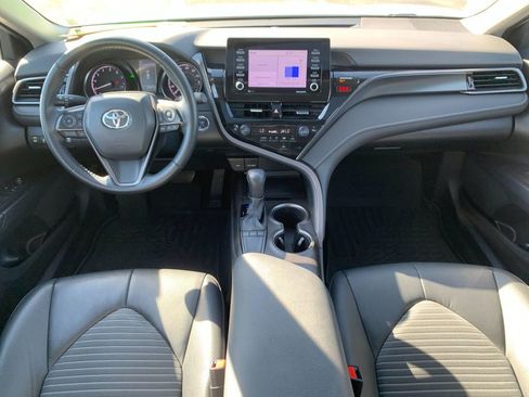 Used 2023 Toyota Camry SE w/ Convenience Package FWD image 16