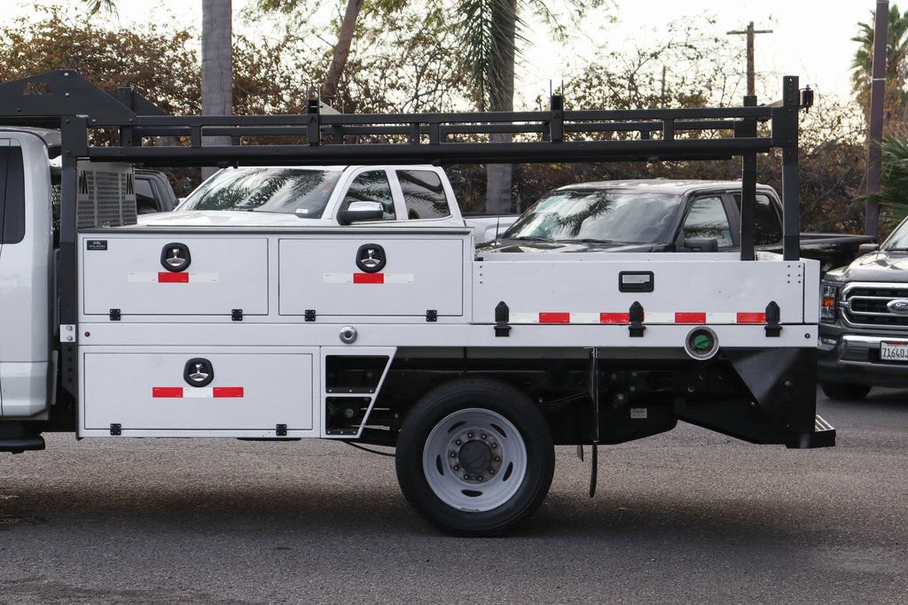 Used 2019 Ford F550 2WD Regular Cab Super Duty image 6