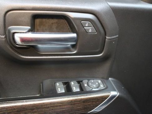 Used 2019 GMC Sierra 1500 Elevation w/ Elevation Value Package AWD/4WD image 14