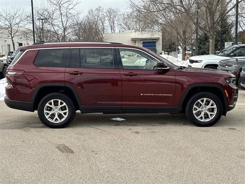 Used 2022 Jeep Grand Cherokee L Limited image 4