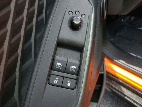 New 2025 Dodge Charger Daytona R/T w/ Sun & Sound Package image 17