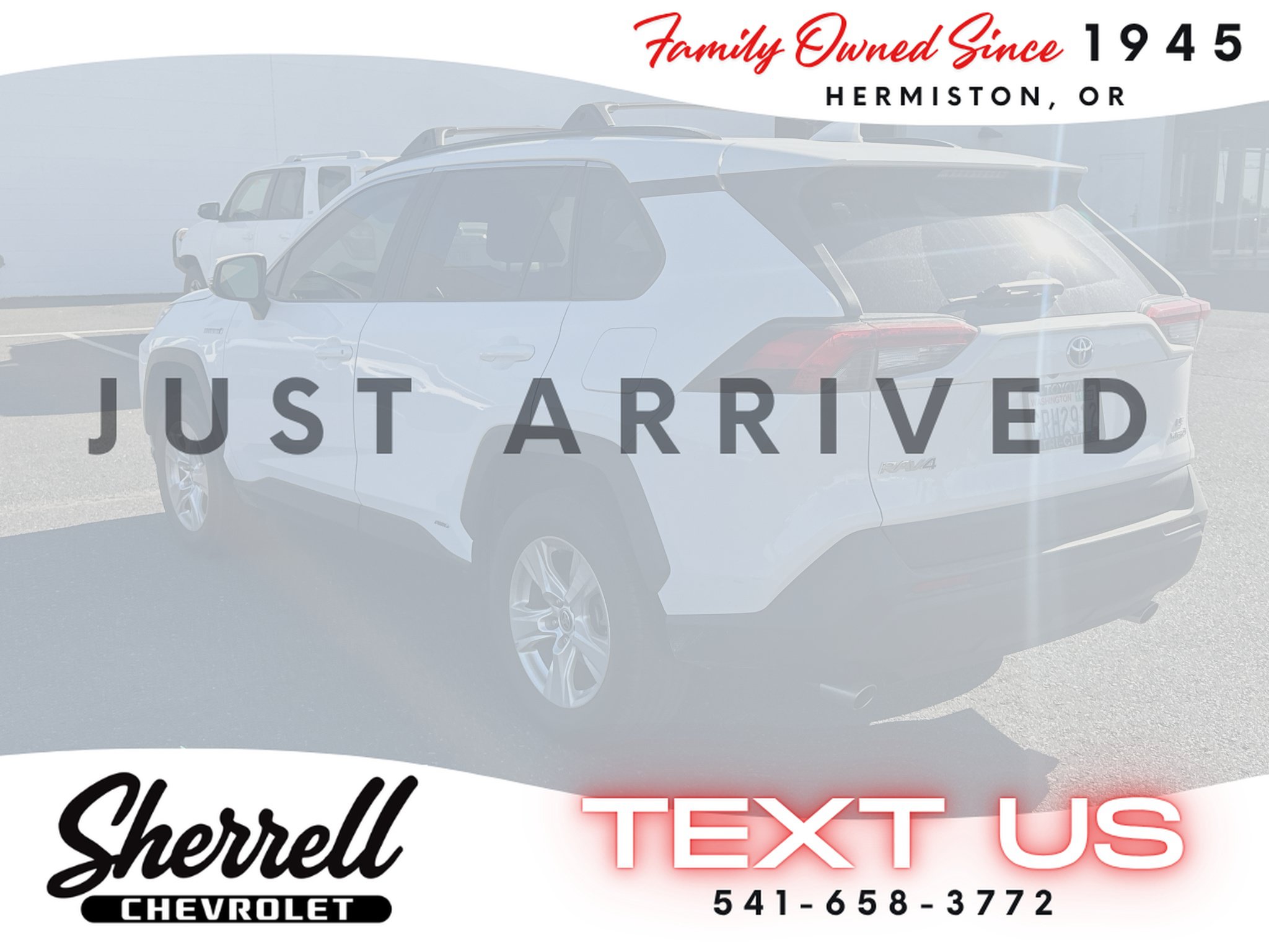 Used 2021 Toyota RAV4 LE w/ Carpet Mat Package (TMS) AWD/4WD image 3