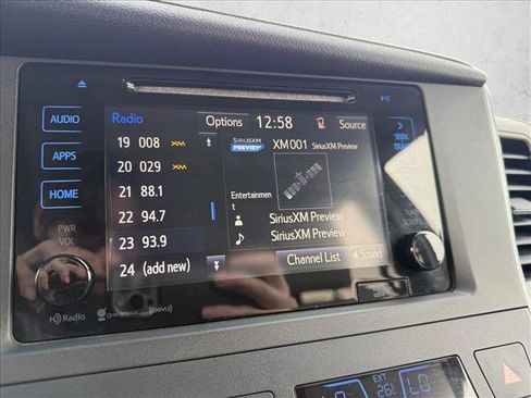 Used 2016 Toyota Sienna XLE image 19