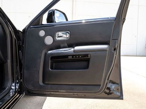 Used 2013 Rolls-Royce Ghost RWD image 31