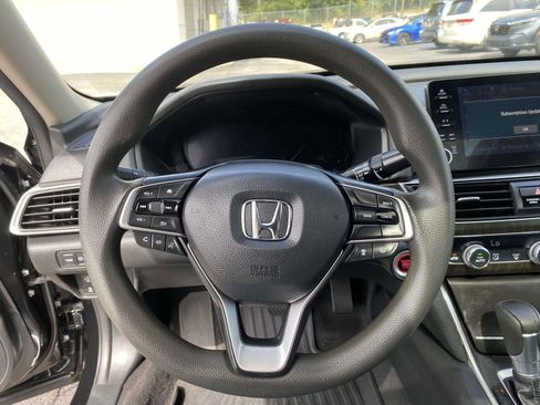 Certified 2018 Honda Accord EX image 16