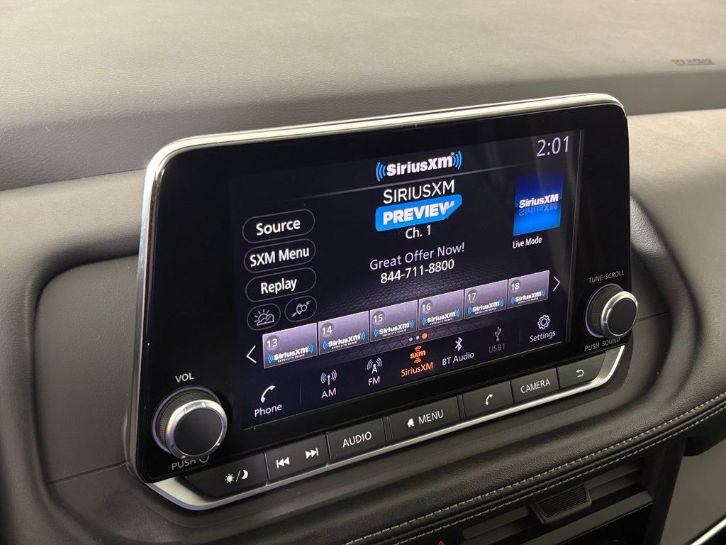Used 2024 Nissan Rogue S FWD image 24