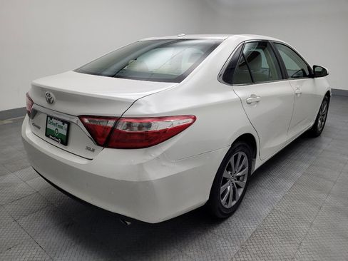 Used 2015 Toyota Camry XLE image 9