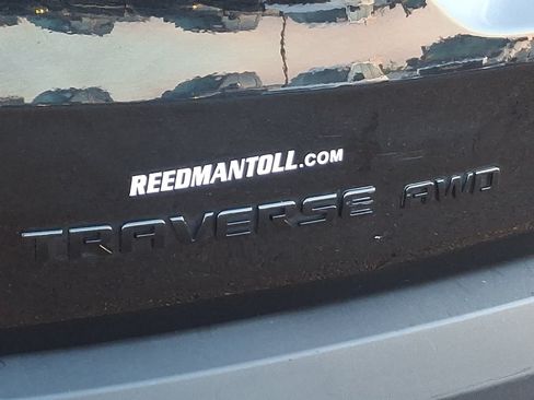 Used 2023 Chevrolet Traverse RS w/ LPO, Floor Liner Package AWD/4WD image 33