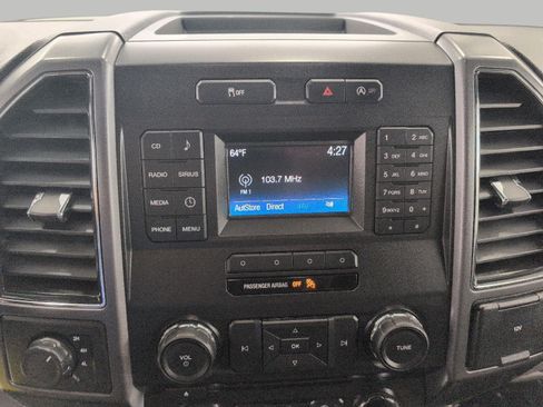 Used 2017 Ford F150 XLT AWD/4WD image 7
