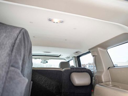 Used 2003 HUMMER H2 w/ Preferred Equipment Group image 60