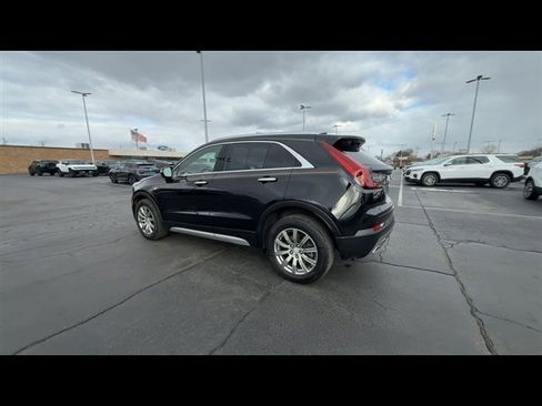 Used 2023 Cadillac XT4 Premium Luxury w/ Cold Weather Package image 6