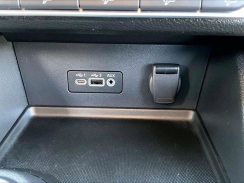 Used 2022 Nissan Sentra SV image 25