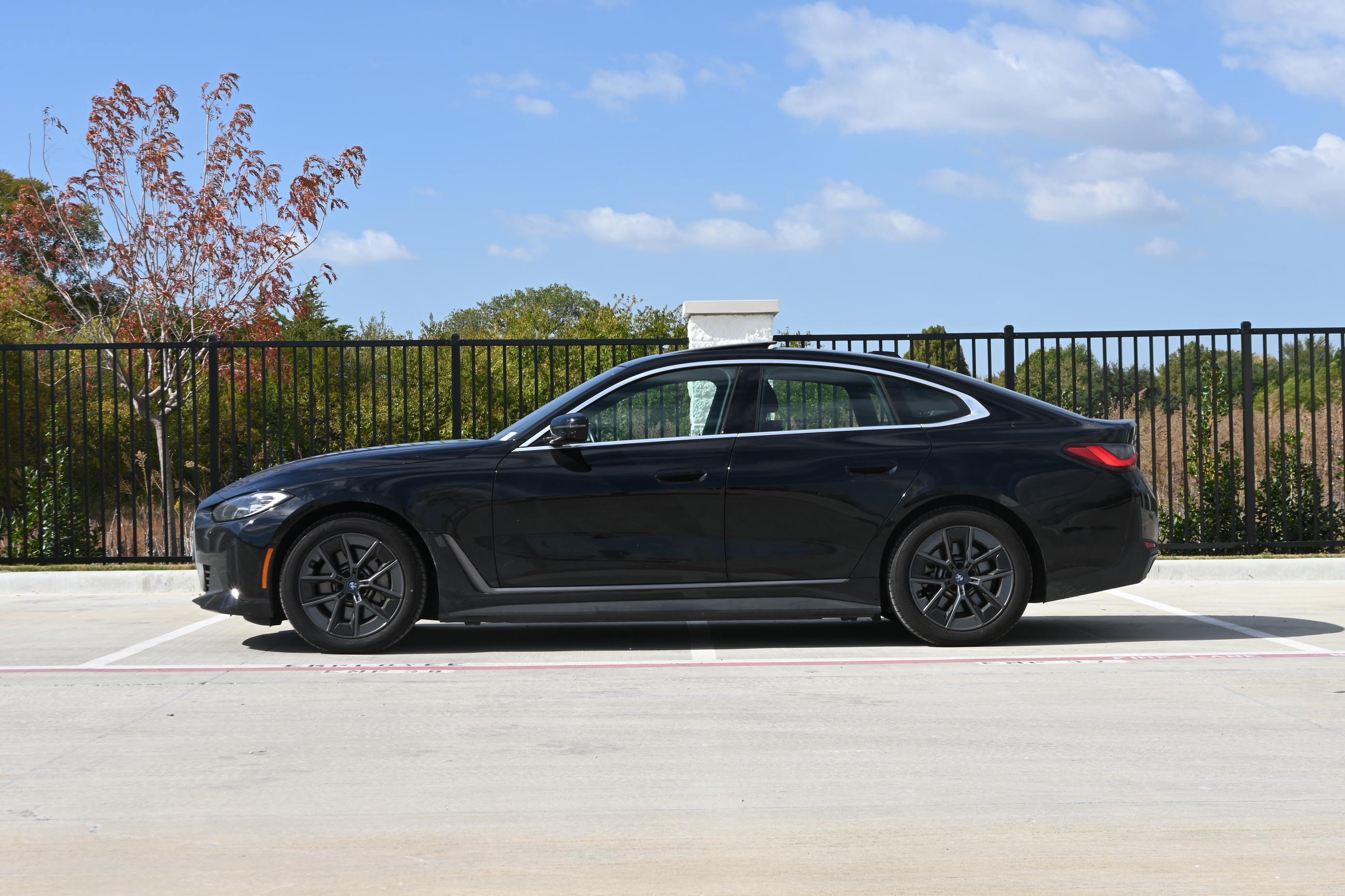 Certified 2023 BMW i4 eDrive35 RWD image 6