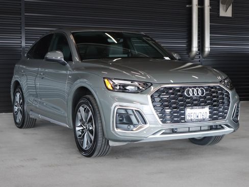 Used 2023 Audi Q5 2.0T Premium w/ Convenience Package image 12