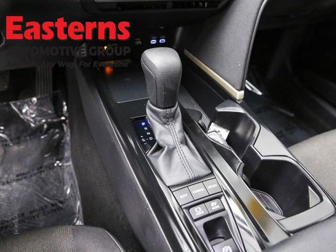 Used 2025 Toyota Camry LE FWD image 13