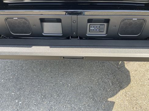 New 2025 GMC Sierra 3500 Denali Ultimate image 72