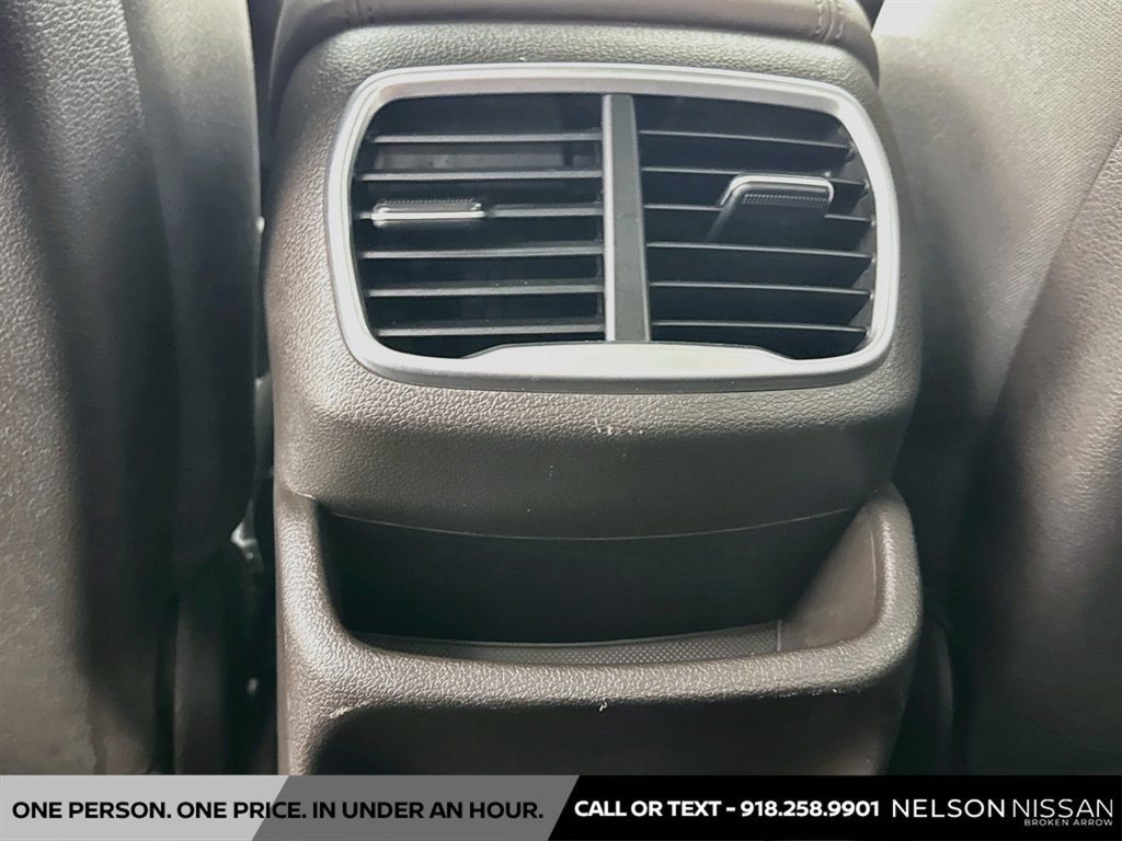 Used 2020 Hyundai Santa Fe SEL FWD image 24