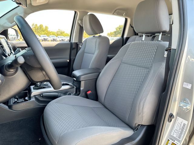 Used 2023 Toyota Tacoma SR5 RWD image 11