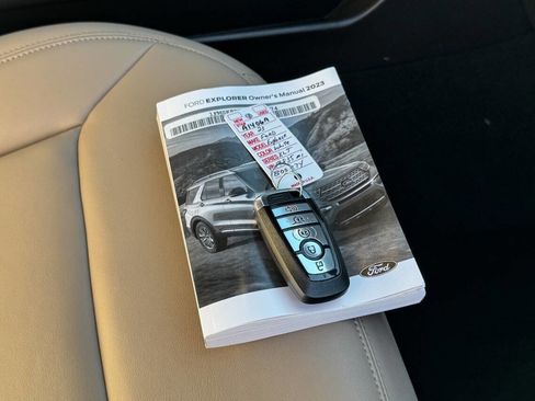 Used 2023 Ford Explorer XLT w/ Equipment Group 202A image 33