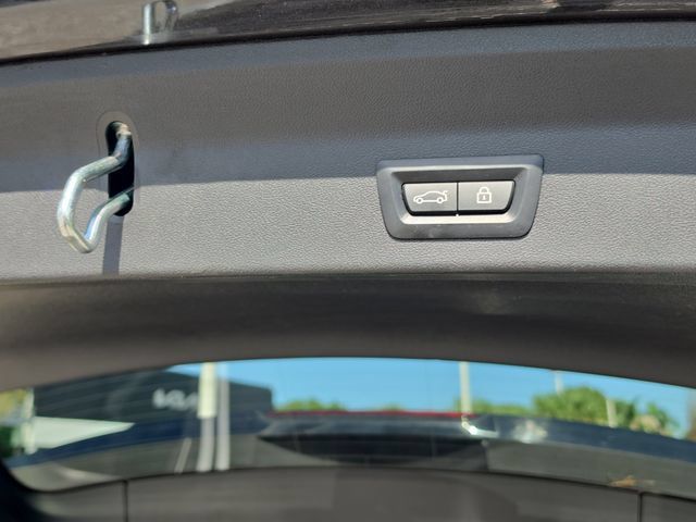 Used 2022 BMW X3 sDrive30i w/ Premium Package RWD image 9