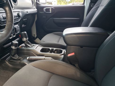 Used 2021 Jeep Wrangler Unlimited Sport w/ Sun And Sound Package image 19