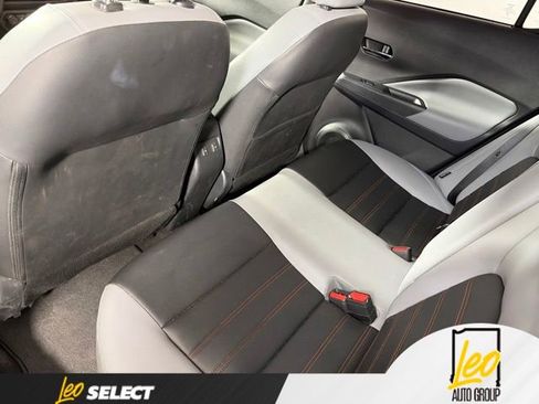 Used 2023 Nissan Kicks SR w/ SR Premium Package FWD image 12