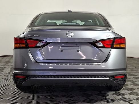Used 2023 Nissan Altima 2.5 SV FWD image 8