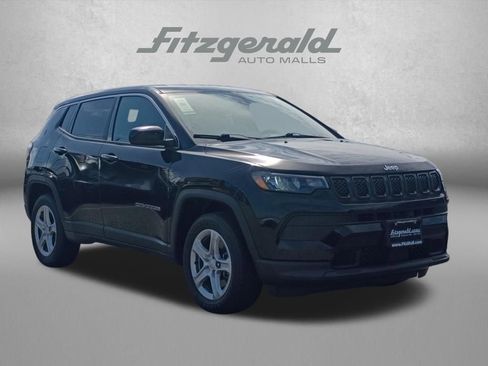 Used 2023 Jeep Compass Sport image 1
